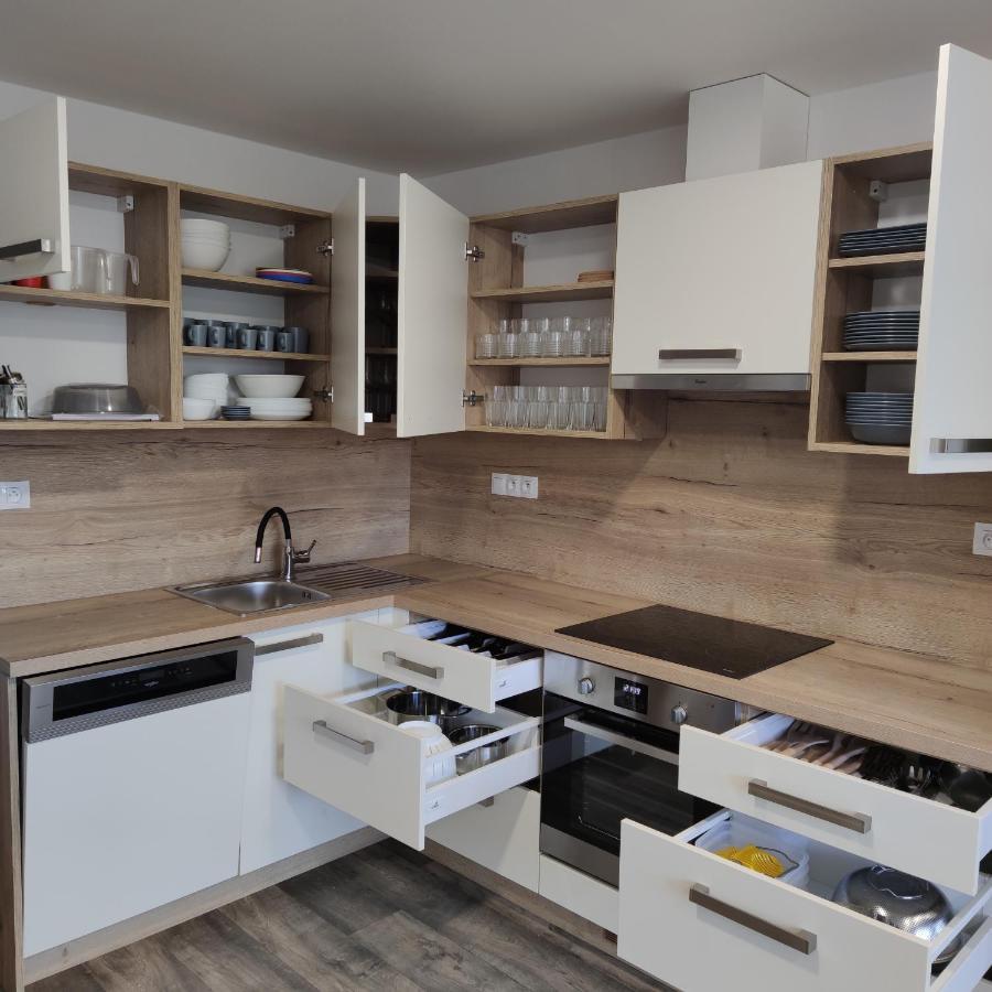Ubytovani Na Sklepe U Spacira Velké Pavlovice Exteriör bild
